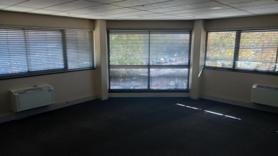 To Let commercial Property for Rent in Pinelands Western Cape